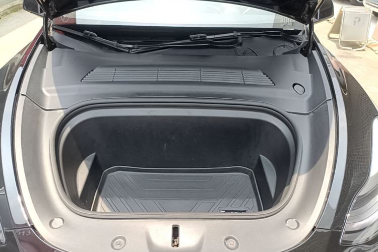 Used Tesla Model Y 2021 Long-Range All-Wheel-Drive Version 3D7 Engine Bay