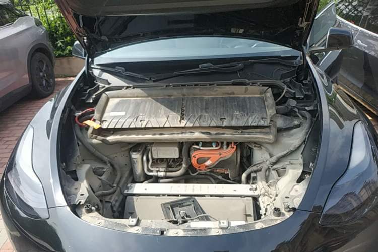 Used Tesla Model Y 2021 Long-Range All-Wheel-Drive Version Engine Bay