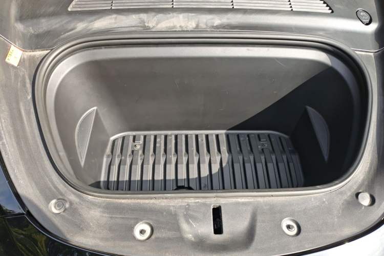 Used Tesla Model Y 2021 Standard Range Rear-Wheel Drive Version Engine Bay