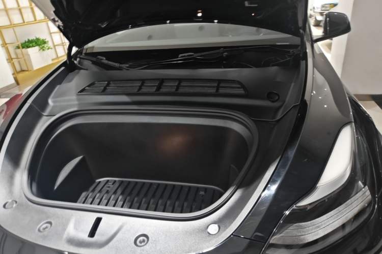 Used Tesla Model Y 2021 Standard Range Rear-Wheel Drive Version Engine Bay