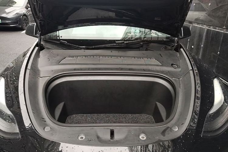 Used Tesla Model Y 2021 Performance High-Performance All-Wheel-Drive Version Engine Bay