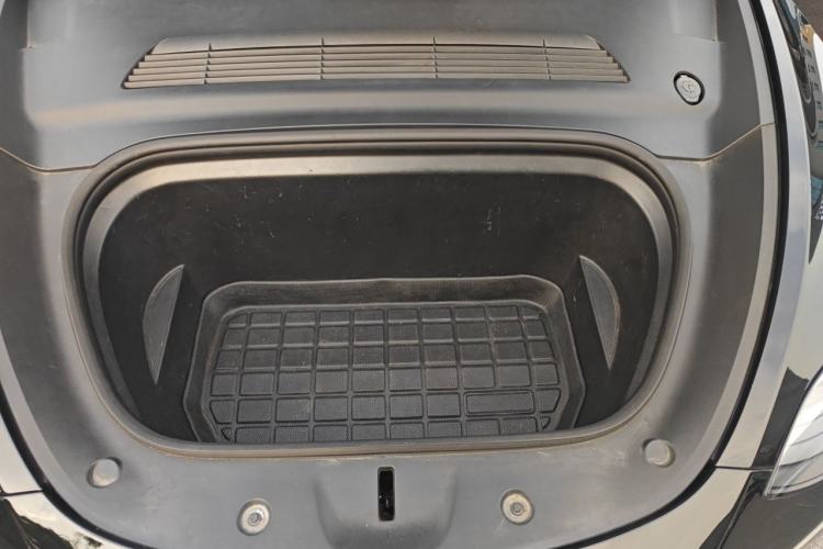 Used Tesla Model Y 2021 Long-Range All-Wheel-Drive Version Engine Bay