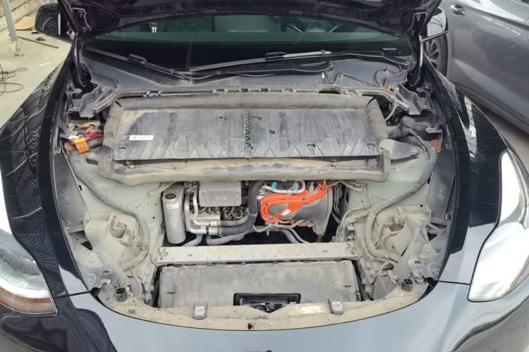 Used Tesla Model Y 2021 Standard Range Rear-Wheel Drive Version Engine Bay