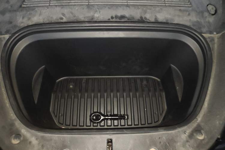 Used Tesla Model Y 2021 Standard Range Rear-Wheel Drive Version Engine Bay