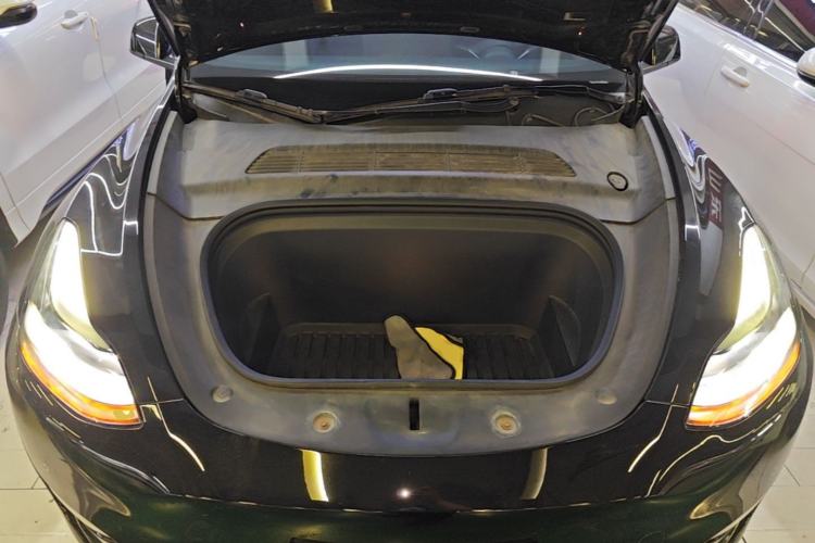 Used Tesla Model Y 2021 Standard Range Rear-Wheel Drive Version Engine Bay