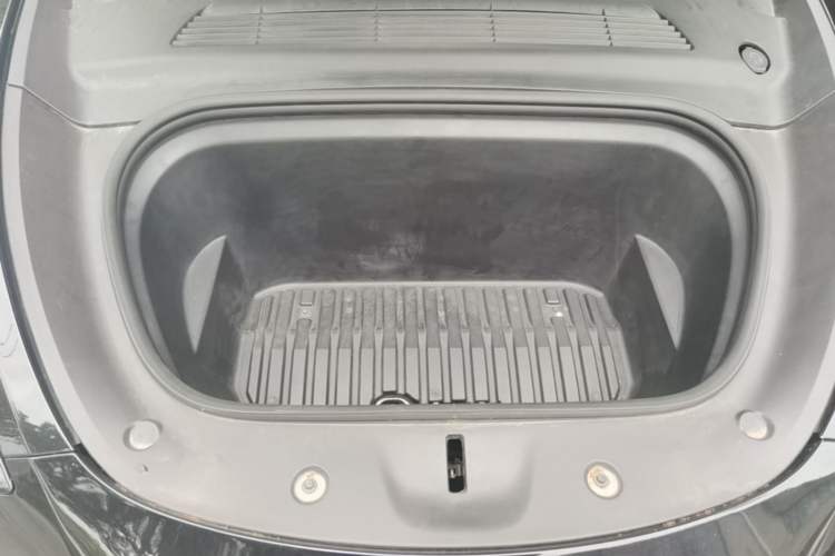 Used Tesla Model Y 2021 Long-Range All-Wheel-Drive Version 3D7 Engine Bay