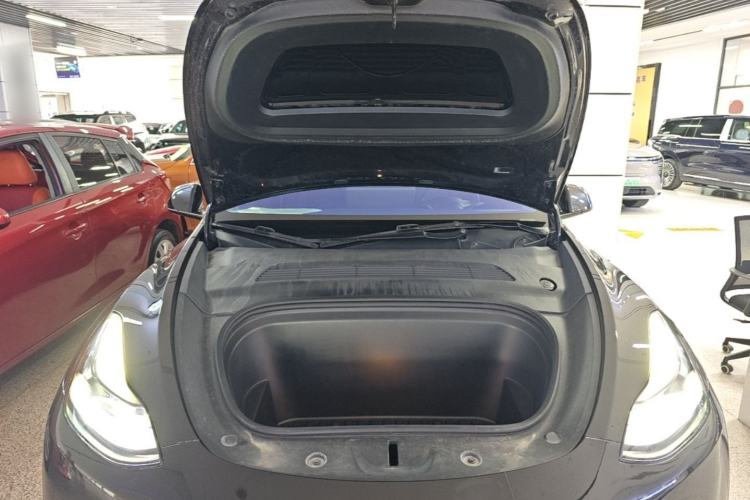 Used Tesla Model Y 2021 Standard Range Rear-Wheel Drive Version Engine Bay