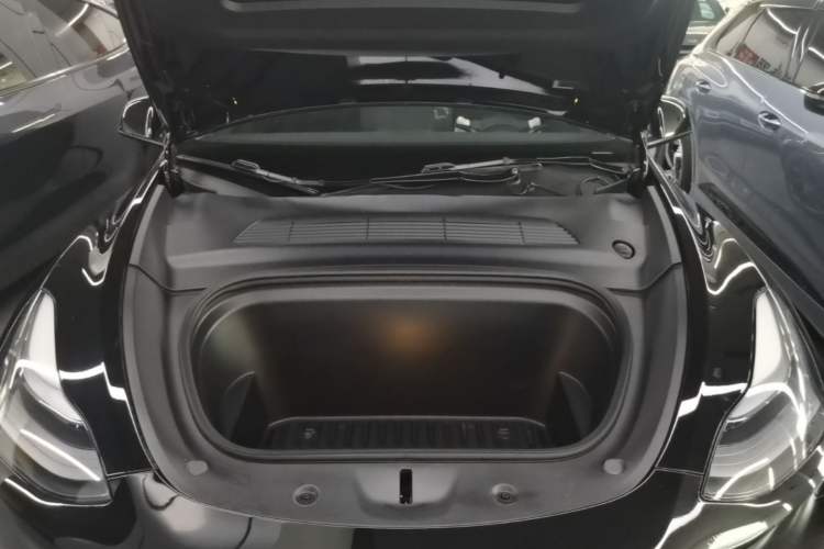 Used Tesla Model Y 2021 Standard Range Rear-Wheel Drive Version Engine Bay