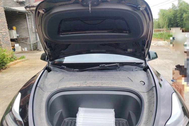 Used Tesla Model Y 2021 Performance High-Performance All-Wheel-Drive Version Engine Bay