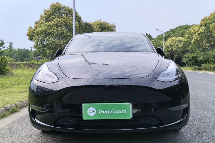 Used Tesla Model Y 2021 Long-Range All-Wheel-Drive Version Exterior 1