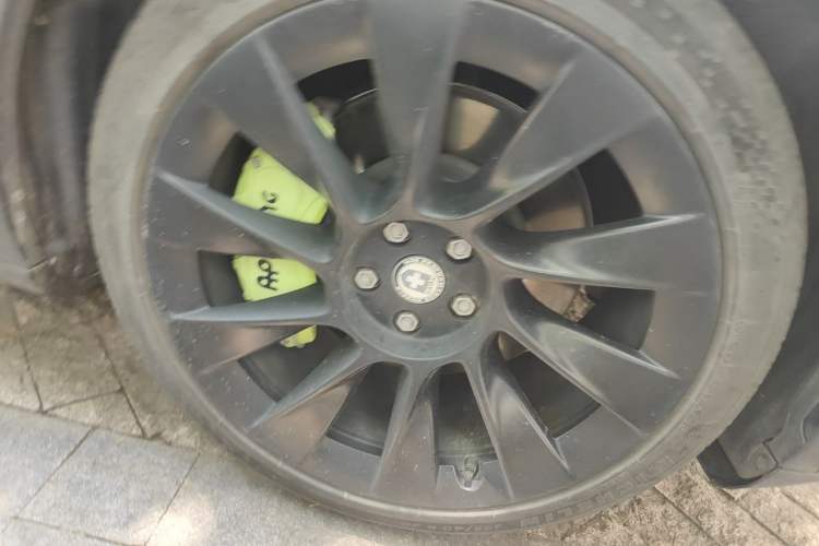 Used Tesla Model Y 2021 Standard Range Rear-Wheel Drive Version Exterior 1
