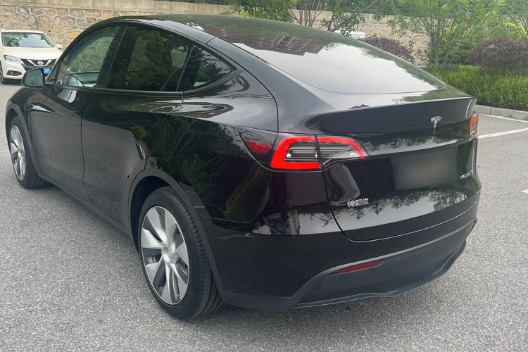 Used Tesla Model Y 2021 Standard Range Rear-Wheel Drive Version Exterior 1