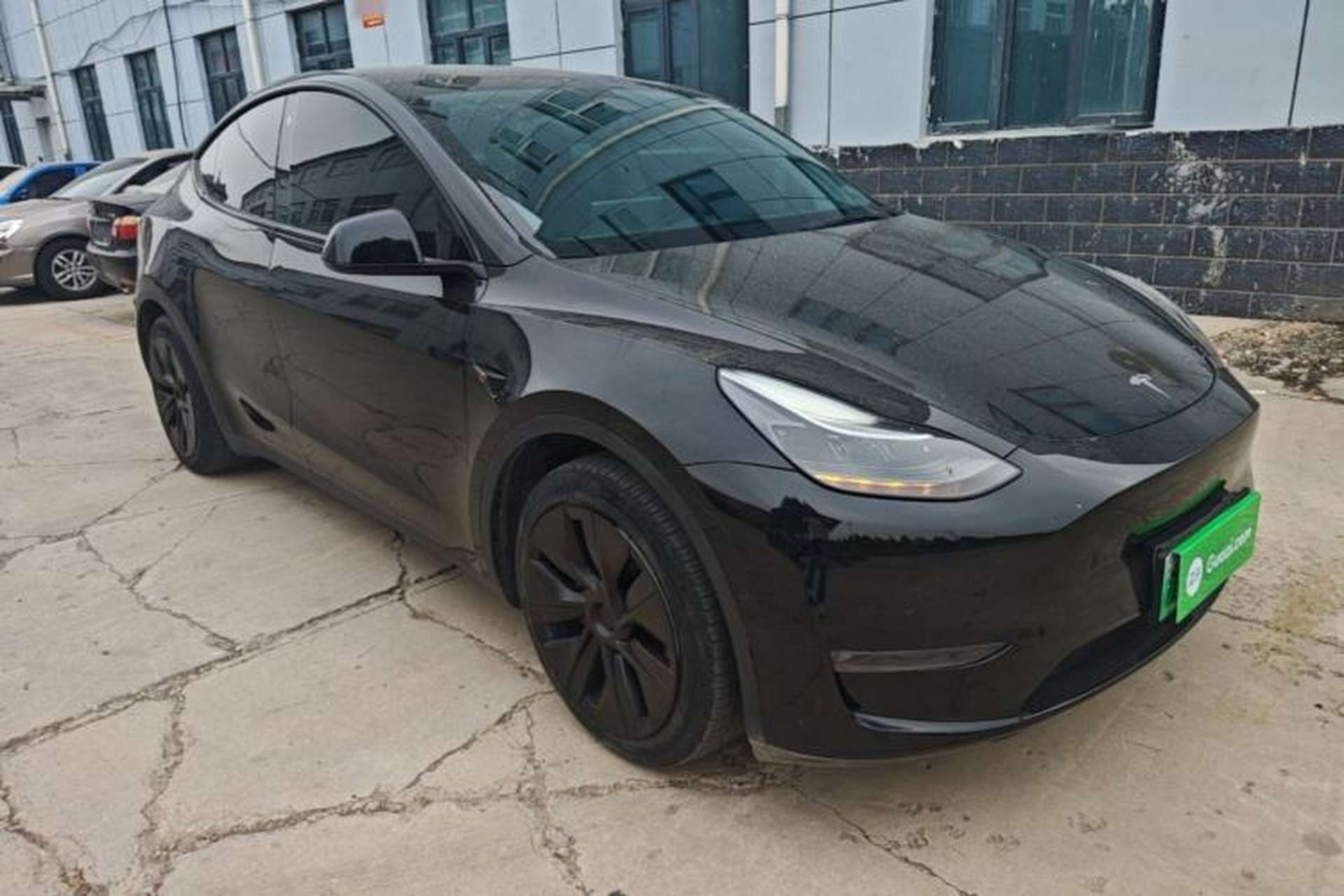 Used Tesla Model Y 2021 Standard Range Rear-Wheel Drive Version Exterior 1