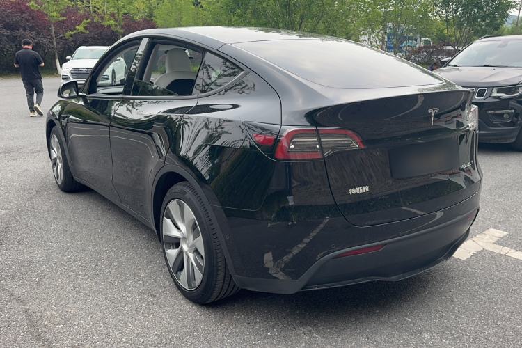 Used Tesla Model Y 2021 Standard Range Rear-Wheel Drive Version Exterior 1