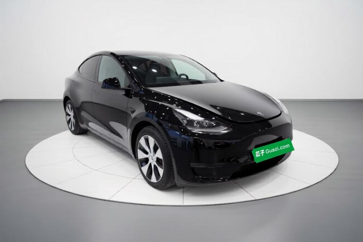 Used Tesla Model Y 2021 Long-Range All-Wheel-Drive Version Exterior 1