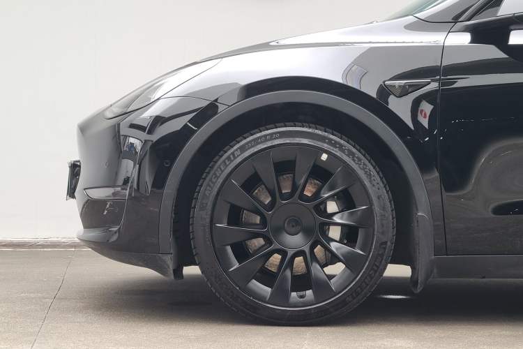 Used Tesla Model Y 2021 Standard Range Rear-Wheel Drive Version Exterior 11