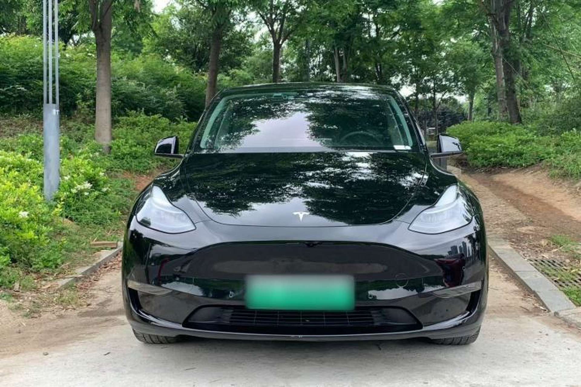 Used Tesla Model Y 2021 Standard Range Rear-Wheel Drive Version Exterior 2