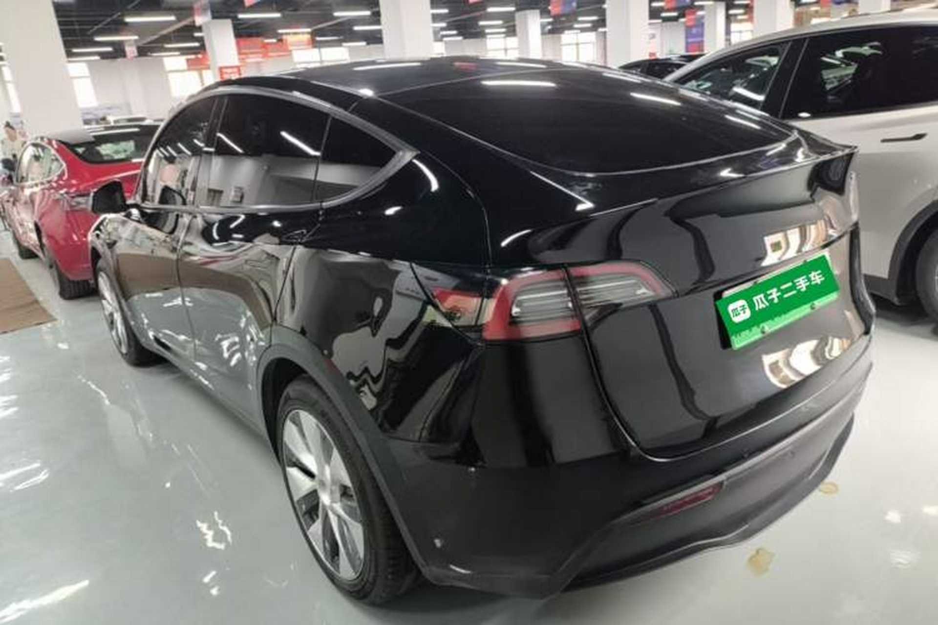 Used Tesla Model Y 2021 Standard Range Rear-Wheel Drive Version Exterior 2