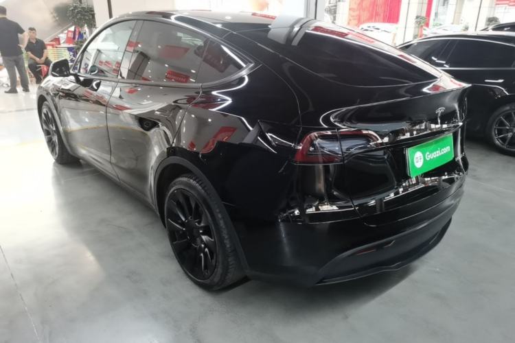 Used Tesla Model Y 2021 Standard Range Rear-Wheel Drive Version Exterior 2
