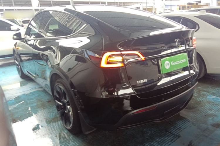 Used Tesla Model Y 2021 Standard Range Rear-Wheel Drive Version Exterior 2