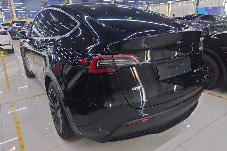 Used Tesla Model Y 2021 Standard Range Rear-Wheel Drive Version Exterior 2