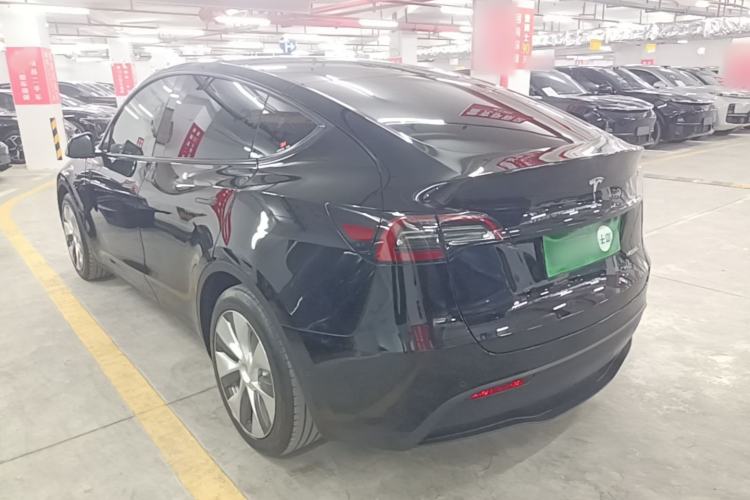 Used Tesla Model Y 2021 Standard Range Rear-Wheel Drive Version Exterior 2