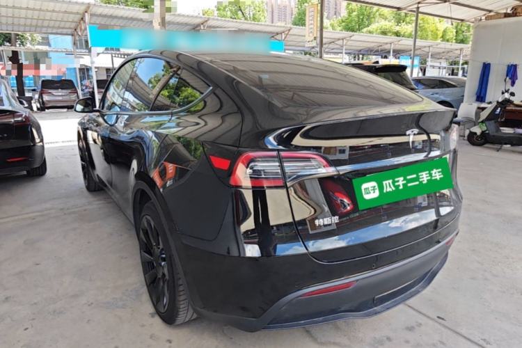 Used Tesla Model Y 2021 Standard Range Rear-Wheel Drive Version Exterior 2