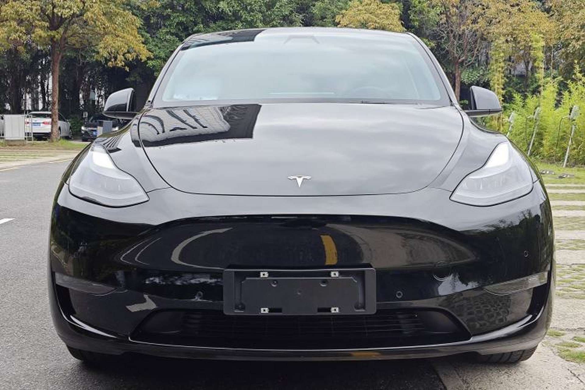 Used Tesla Model Y 2021 Standard Range Rear-Wheel Drive Version Exterior 2