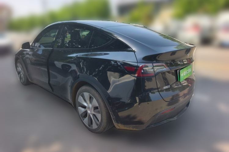 Used Tesla Model Y 2021 Standard Range Rear-Wheel Drive Version Exterior 3