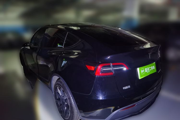 Used Tesla Model Y 2021 Standard Range Rear-Wheel Drive Version Exterior 3