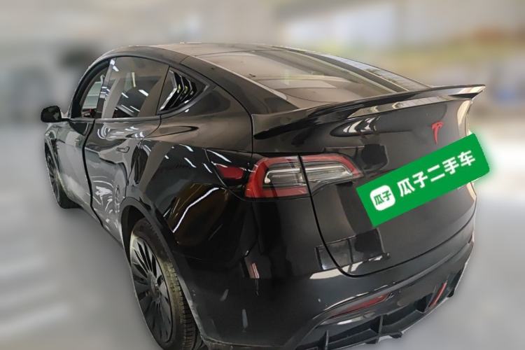 Used Tesla Model Y 2021 Long-Range All-Wheel-Drive Version Exterior 3