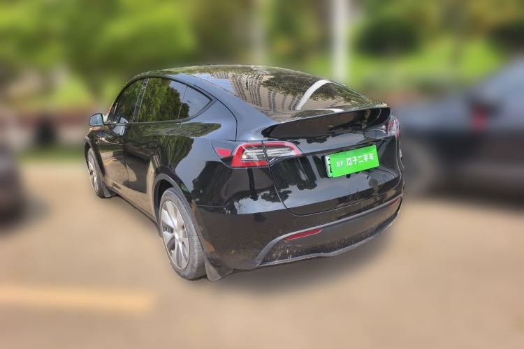 Used Tesla Model Y 2021 Standard Range Rear-Wheel Drive Version Exterior 3