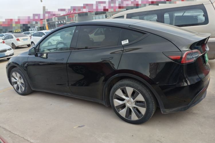 Used Tesla Model Y 2021 Standard Range Rear-Wheel Drive Version Exterior 3