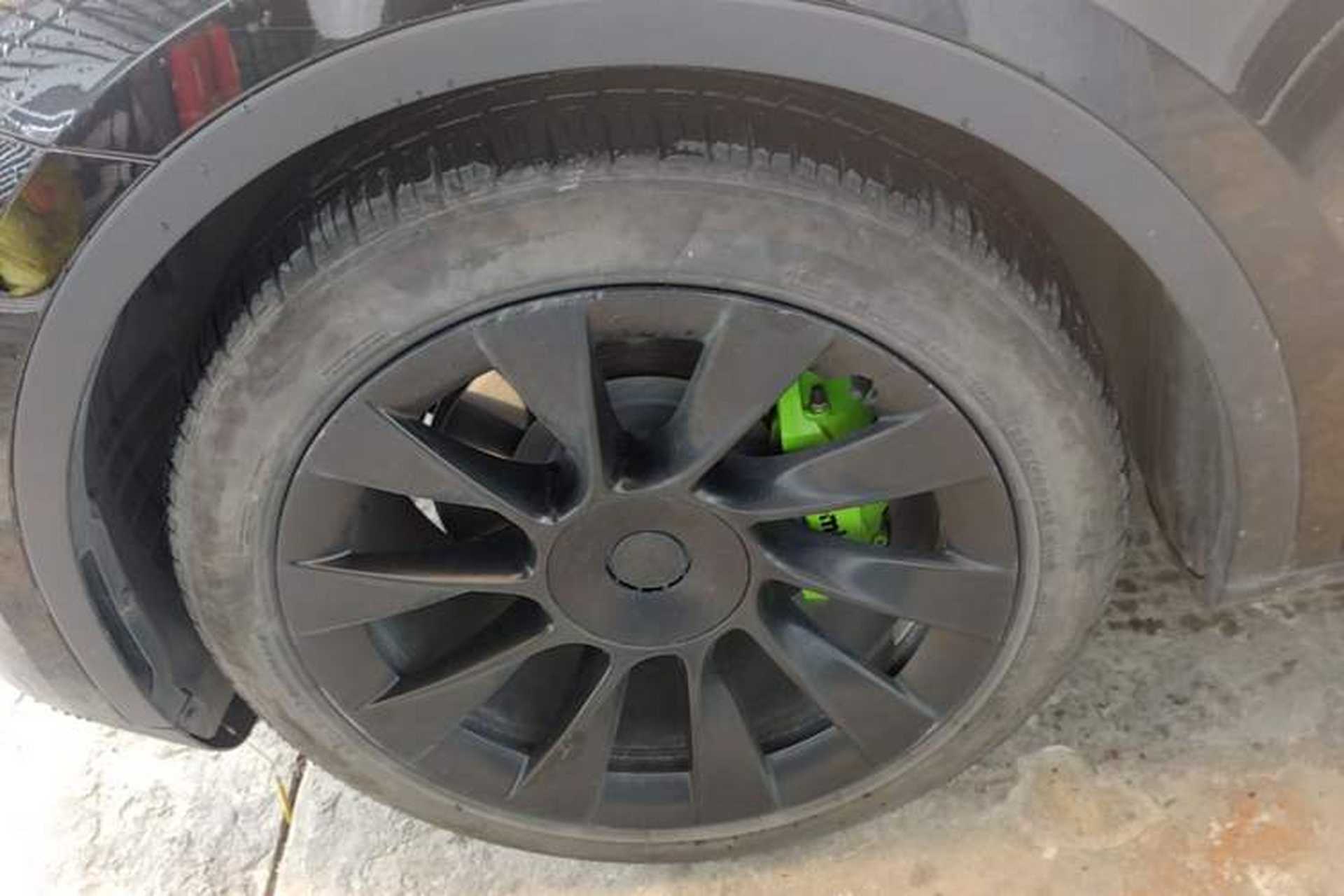 Used Tesla Model Y 2021 Standard Range Rear-Wheel Drive Version Exterior 4