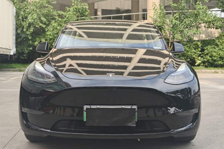 Used Tesla Model Y 2021 Standard Range Rear-Wheel Drive Version Exterior 4