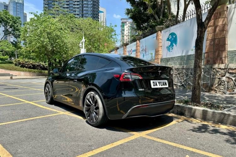 Used Tesla Model Y 2021 Performance High-Performance All-Wheel-Drive Version Exterior 4