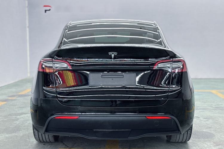 Used Tesla Model Y 2021 Standard Range Rear-Wheel Drive Version Exterior 4
