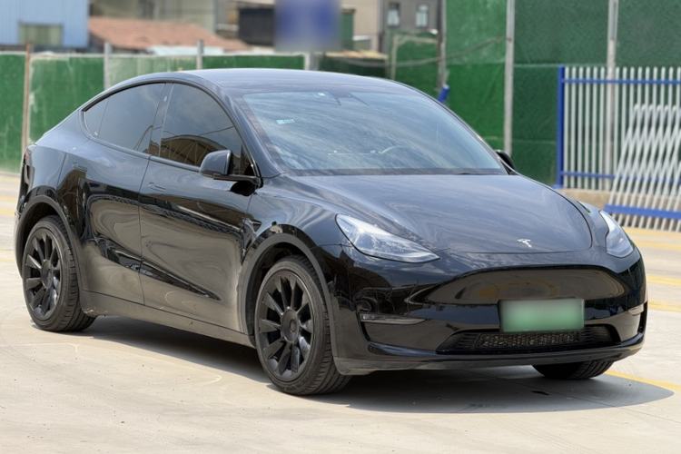 Used Tesla Model Y 2021 Long-Range All-Wheel-Drive Version Exterior 5