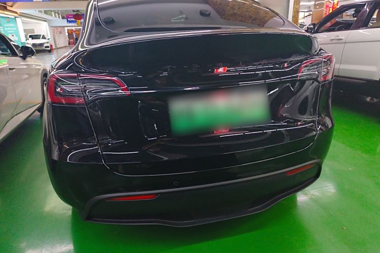 Used Tesla Model Y 2021 Standard Range Rear-Wheel Drive Version Exterior 5