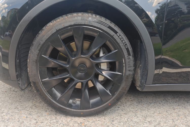 Used Tesla Model Y 2021 Standard Range Rear-Wheel Drive Version Exterior 5