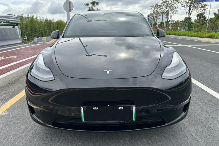 Used Tesla Model Y 2021 Standard Range Rear-Wheel Drive Version Exterior 5