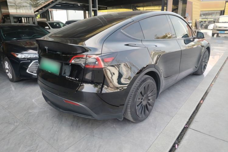 Used Tesla Model Y 2021 Standard Range Rear-Wheel Drive Version Exterior 5
