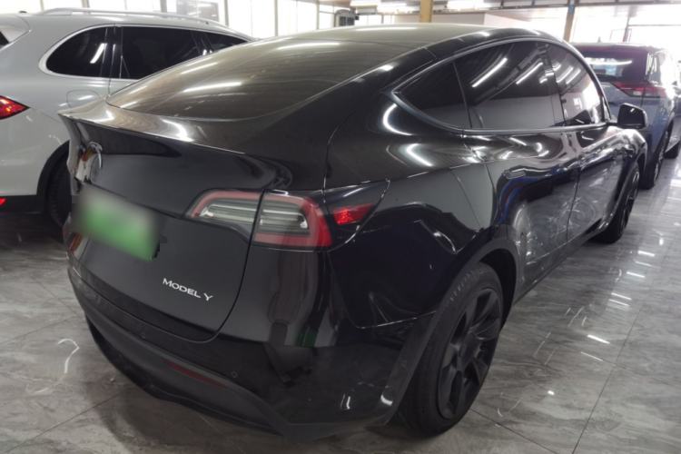 Used Tesla Model Y 2021 Standard Range Rear-Wheel Drive Version Exterior 5
