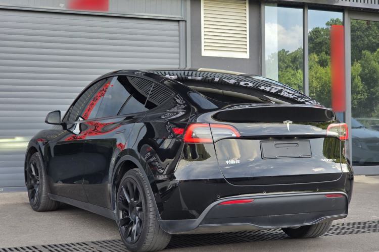 Used Tesla Model Y 2021 Standard Range Rear-Wheel Drive Version Exterior 6