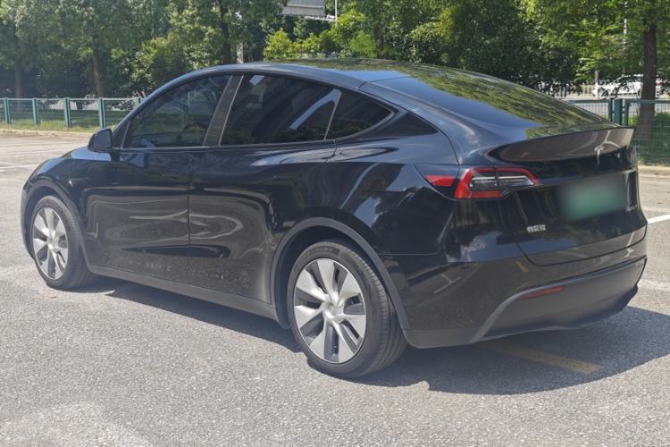 Used Tesla Model Y 2021 Standard Range Rear-Wheel Drive Version Exterior 6
