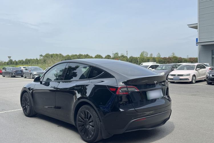 Used Tesla Model Y 2021 Standard Range Rear-Wheel Drive Version Exterior 7