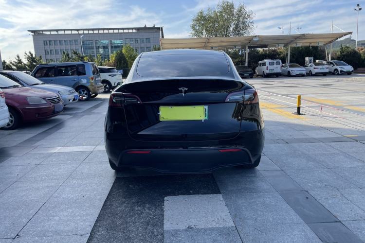 Used Tesla Model Y 2021 Standard Range Rear-Wheel Drive Version Exterior 7