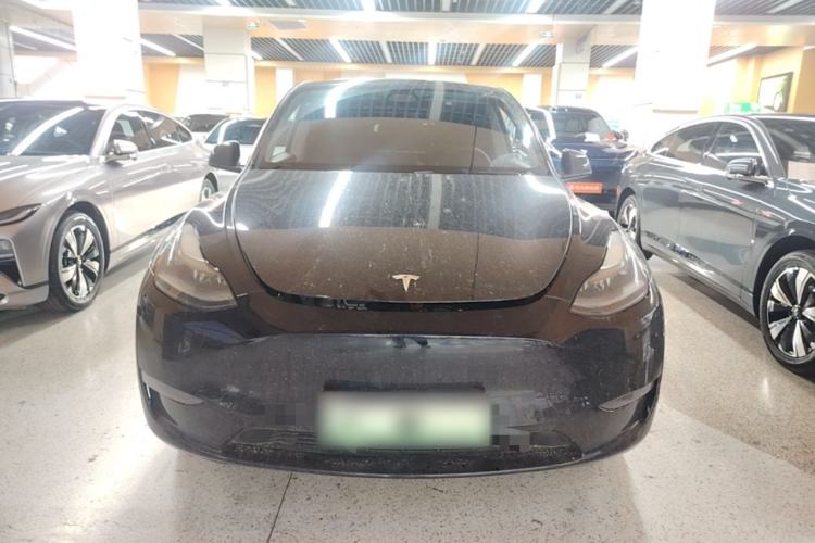 Used Tesla Model Y 2021 Long-Range All-Wheel-Drive Version Front