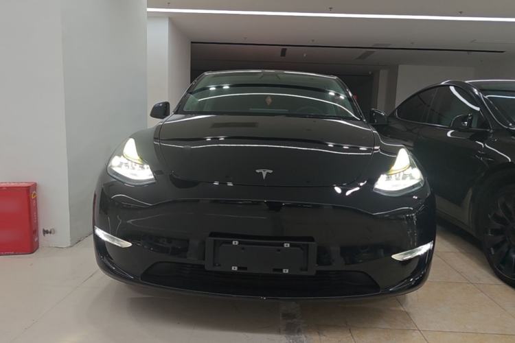 Used Tesla Model Y 2021 Standard Range Rear-Wheel Drive Version Front
