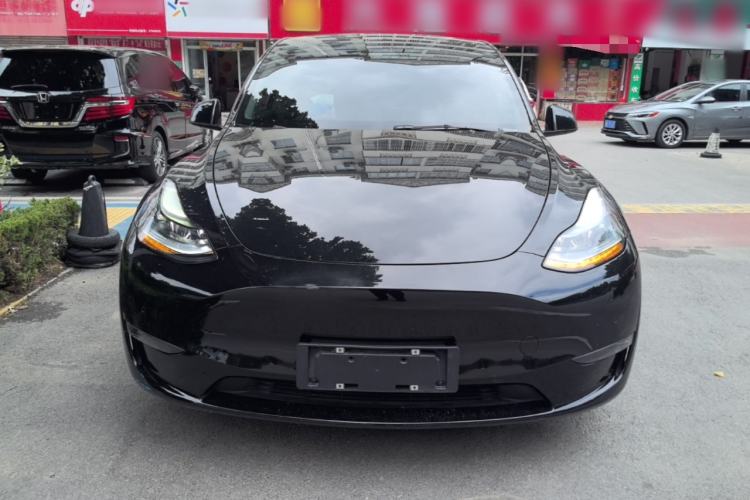 Used Tesla Model Y 2021 Standard Range Rear-Wheel Drive Version Front